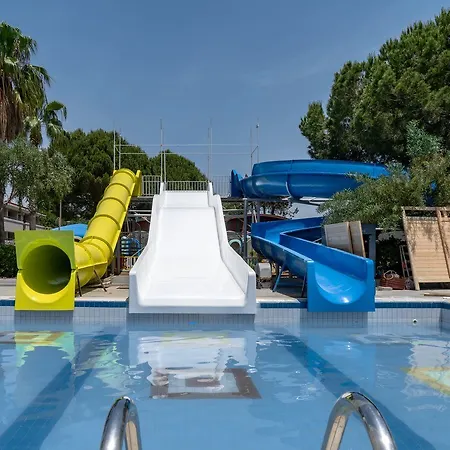 Курортный комплекс Aska Costa Club
